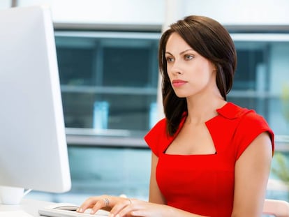 Cobrar el paro y ser autónomo, a la vez, sí es posible en España