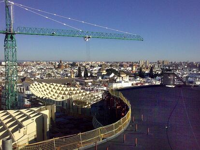 Vista de Sevilla desde lo alto de Metrosol Parasol, el proyecto de la plaza de la Encarnación de Sevilla.