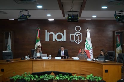 Sesión Ordinaria en el INAI, en Ciudad de México, el 20 de noviembre de 2024.