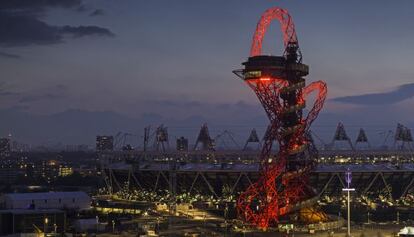 Escultura mirador Arcelor Mittal Orbit, creada por el artista indio Anish Kapoor en Londres