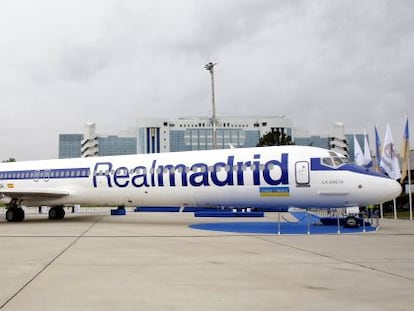 El avión con matrícula EC-JQV que fue arrendado por el Madrid entre 2007 y 2009.