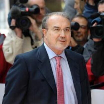 El Gobierno español descarta la compra de participaciones en la banca
