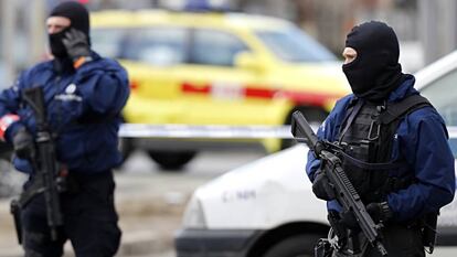 Operación antiterrorista en el barrio Schaerbeek de Bruselas