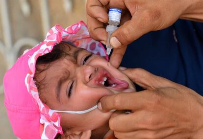 Campaña de vacunación contra la polio en peshawar, Pakistán. 20 de mayo de 2014.