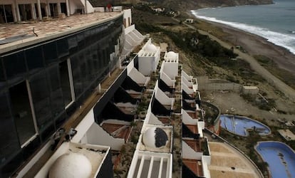 Hotel ubicado en el paraje de El Algarrobico. 