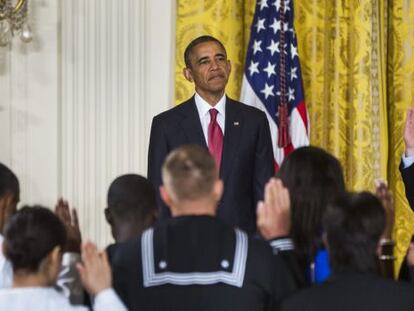 Barack Obama preside ceremonia de nacionalizaci&oacute;n de militares en la Casa Blanca