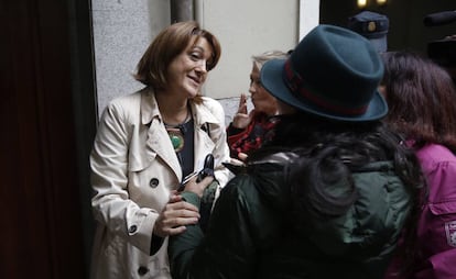 Soraya Rodríguez en la calle Ferraz, el pasado domingo.