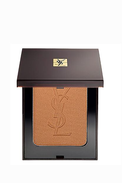 Yves Saint Laurent ha creado una fórmula que se adapta a todo tipo de pieles y que consigue resultados muy naturales. (55 euros aprox).