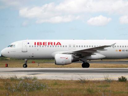 El Gobierno insiste en que Iberia no tendrá problemas para volar en Europa si hay un brexit duro