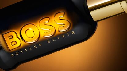 Boos Bottled Elixir muestra su personalidad con un frasco lacado que oculta en su corazón un resplandor de luz.