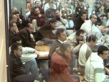 El recinto blindado con los principales encausados por el 11-M, durante la vista.