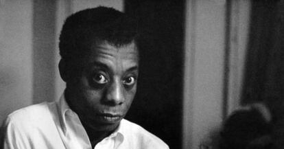 Retrato del escritor James Baldwin en 1963.