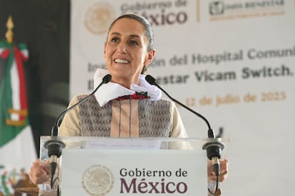 La presidenta de México, Claudia Sheinbaum, durante una rueda de prensa este sábado, en Guaymas, México.
