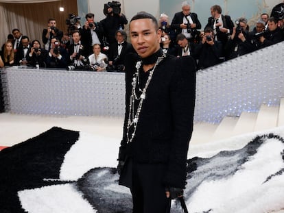 El diseñador de Balmain, Olivier Rousteing, en la alfombra roja de la gala Met, en Nueva York, el pasado 1 de mayo de 2023.