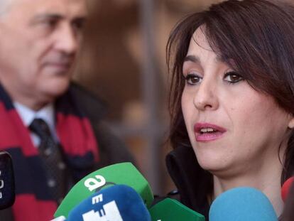 Juana Rivas, a la salida del Juzgado de Primera Instancia 3 de Granada, la semana pasada.