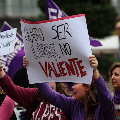Cartel contra la violencia machista en una protesta