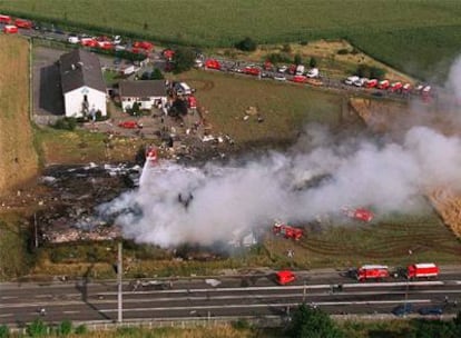 Fotografía de archivo del accidente del Concorde donde murieron 113 personas el pasado 25 de julio de 2000.