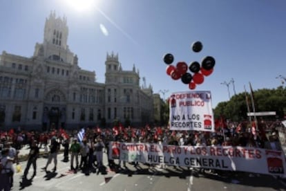 Los indignados participan en 'bloque crítico'.