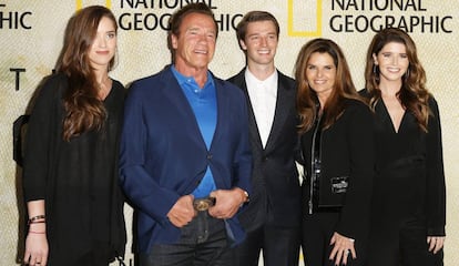 Christina, Arnold Schwarzenegger, Patrickr, Maria Shriver y Katherine Schwarzenegger.