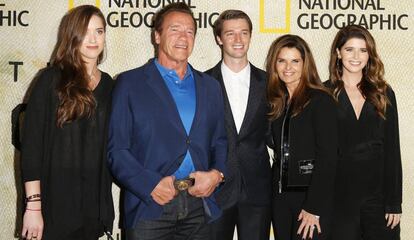 Christina, Arnold Schwarzenegger, Patrickr, Maria Shriver y Katherine Schwarzenegger.