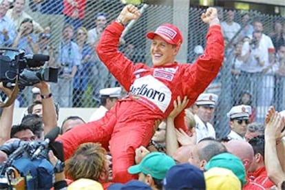 Schumacher, tras ganar en Montecarlo.