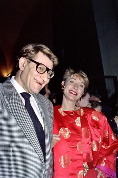 Yves Saint Laurent y Loulou de la Falaise.