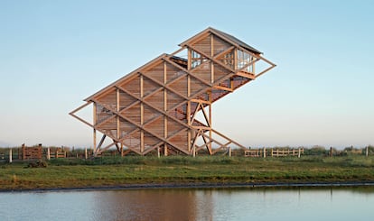 Torre alemana. Concebida para la observación de pájaros, se encuentra en Alemania y tiene 15 metros de altura.