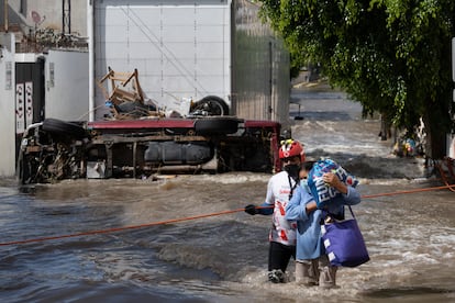 Rescate inundaciones en Tula
