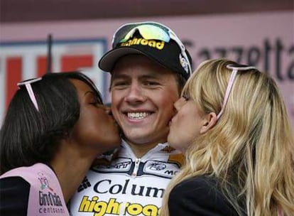 El corredor noruego gana la séptima etapa del Giro