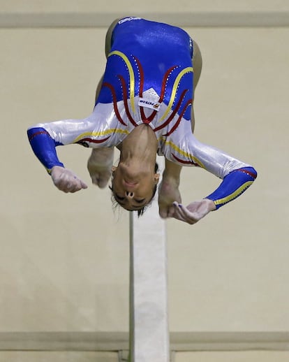 Gymnastics - Olympics Qualifier - Rio de Janeiro, Brazil - 17/4/2016 - Catalina Ponor of Romania performs on the balance beam during the women's team competition.  REUTERS/Sergio Moraes