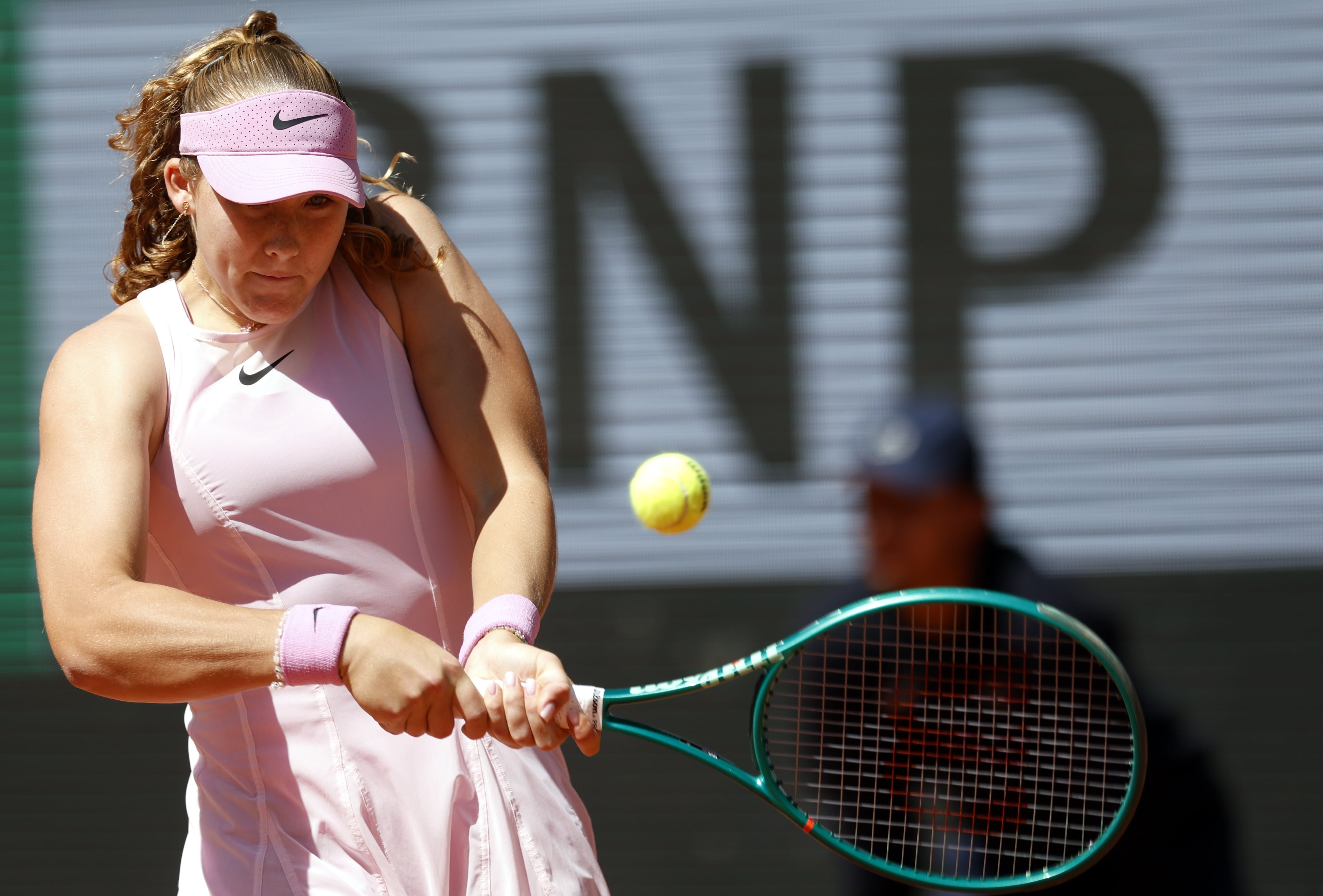 Maja Chwalinska - Mirra Andreeva en directo | Comienza el primer set de la final de Roland Garros