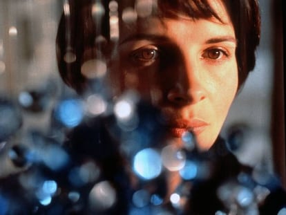 Juliette Binoche en una imagen de la película 'Tres colores: Azul'.
