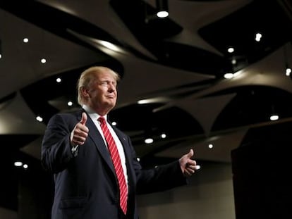 Donald Trump a su llegada a un evento de camapaña en Phoenix, Arizona