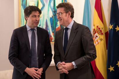 Rosi&ntilde;ol y Feij&oacute;o, este lunes en el palacio de San Caetano de Santiago.