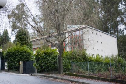 Vivienda en A Estrada del empresario Valentín Temes sobre el que pesa una orden  de busca y captura por su vinculación a la red.