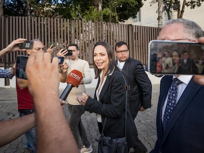 María Corina Machado, este viernes a la salida del Tribunal Supremo de Justicia, en Caracas.