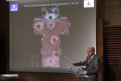 Researcher Luis Avial presents the finds so far from the project to locate Cervantes.