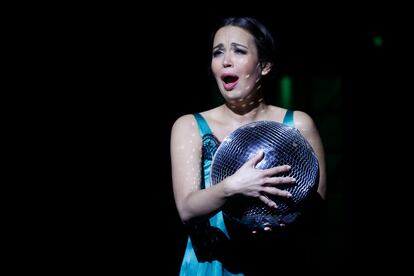 Nadine Sierra, en un momento de un ensayo de la ópera Manon, que se estrena este jueves en el Liceu. EFE/Quique García