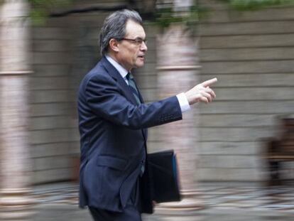 Artur Mas entra esta mañana en la reunión del Ejecutivo catalán.