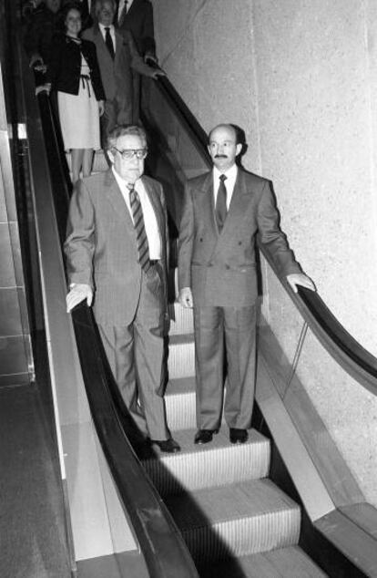 Paz y el presidente Salinas en 1990