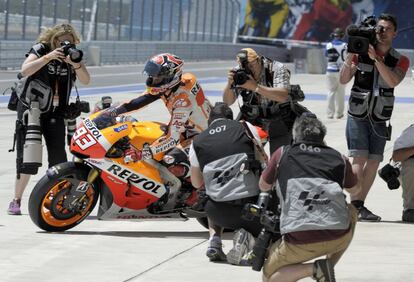 Marc Marquez en el pit line.