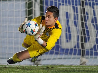 Gudiño en un partido con el Oporto B.