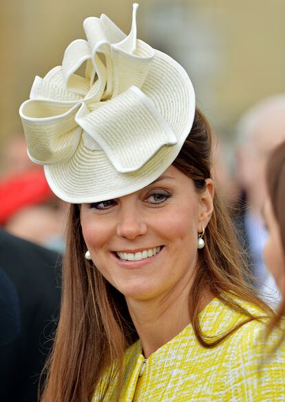 Queen Elizabeth II Hosts A Garden Party At Buckingham Palace