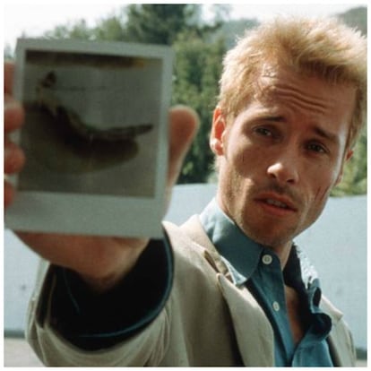 Guy Pearce in a scene from 'Memento.'