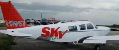 La Comisión de Investigación de Accidentes de Aviación de República Dominicana publica en su cuenta en Twitter una foto de la avioneta modelo PA-32 antes del accidente.