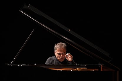 Arcadi Volodos during his recital dedicated exclusively to Franz Schubert on Wednesday evening at the Grosses Festspielhaus.