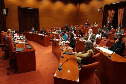 Un momento de la reunión de la Junta de Portavoces.