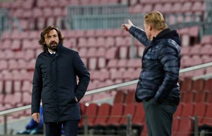 Pirlo y Koeman, en el Barcelona-Juventus en el Camp Nou.