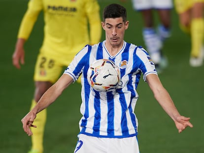 Carlos Fernández, ya con la Real, en el partido contra el Villarreal.