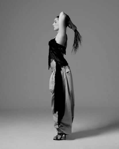 Lola Índigo, con 'look' total de Dsquared2.